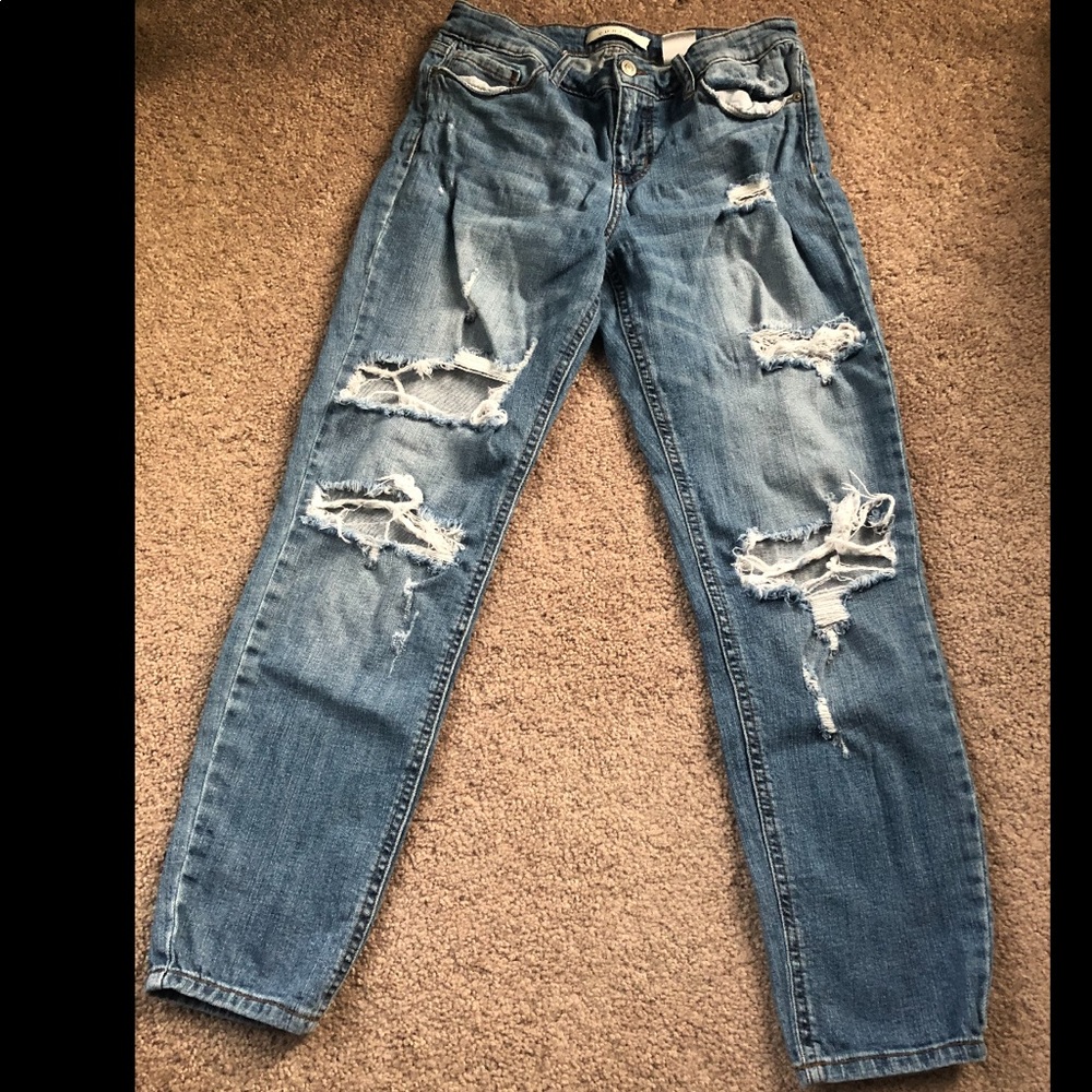 Distressed Boyfriend Jeans